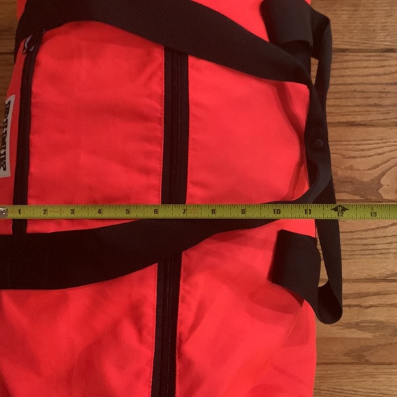 PInK Victoria’s Secret duffel bag - Picture 12 of 16